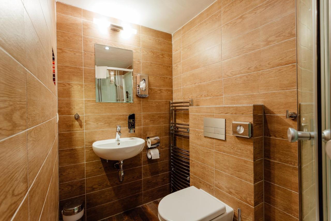 Wellness Rezort Janosikov Dvor Zázrivá Extérieur photo